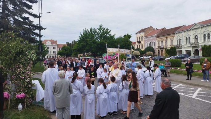 Úrnapi kikerülés Kézdivásárhelyen